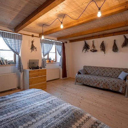 Prizemi Vesnicke Usedlosti - Cozy Village Homestead Vidov Екстериор снимка